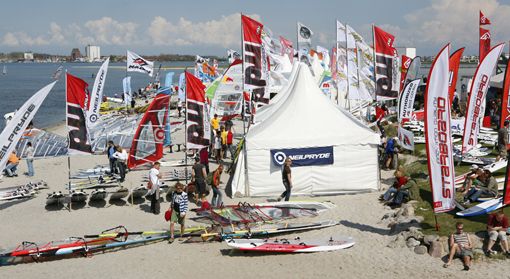 mulivan surf-festival-gelände.JPG mulivan surf-festival-gelände.JPG