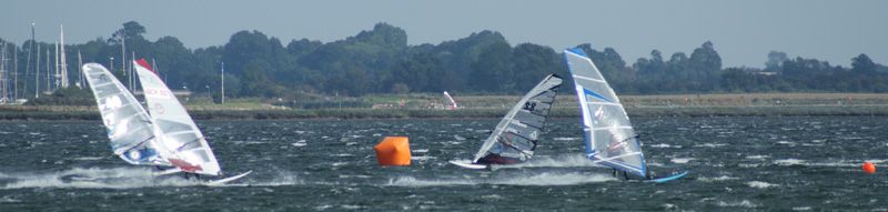 Steffi Wahl und Gunnar Asmussen gewinnen Speed DM bei Nordswell Speedsurfing Tour