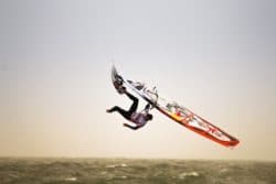 Philip Koester  Windsurf World Cup Sylt 2012 2 250x167 - Philip Köster gewinnt Waveriding beim Windsurf World Cup Sylt