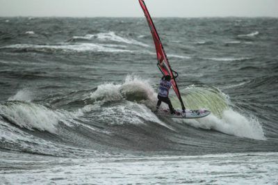 Heike Reimann beim Windsurf World Cup Sylt.jpg