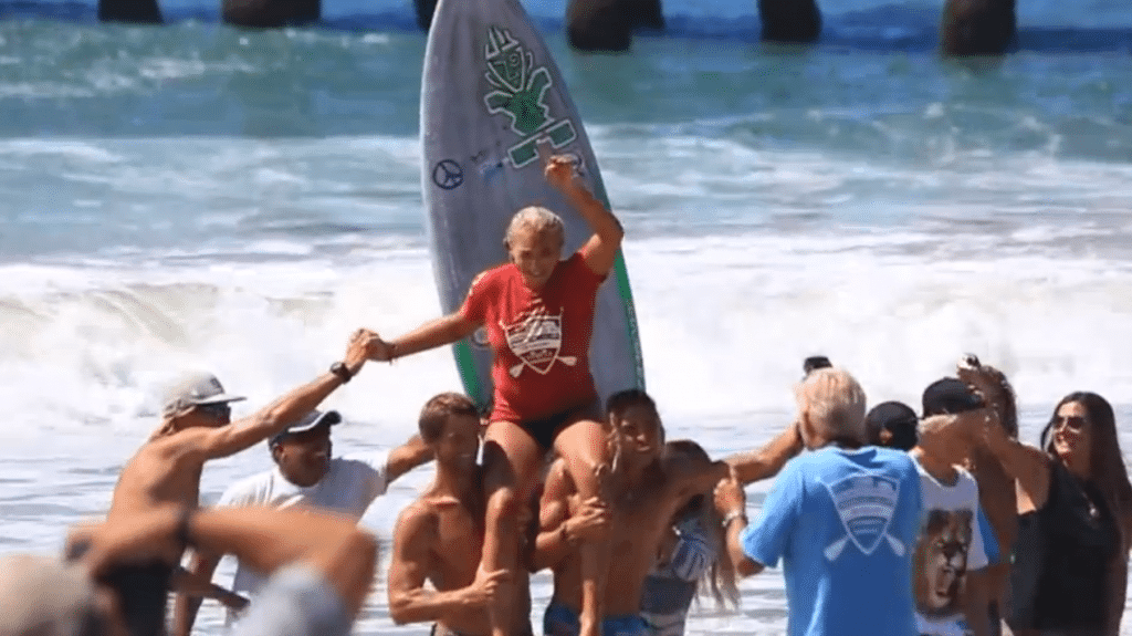 izzi gomez sup world tour champion